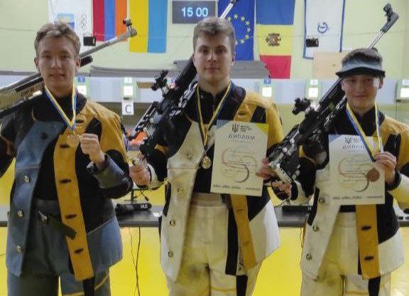 🎯Точно в ціль! Стрільці з Одещини серед лідерів на чемпіонаті у Вінниці🔫