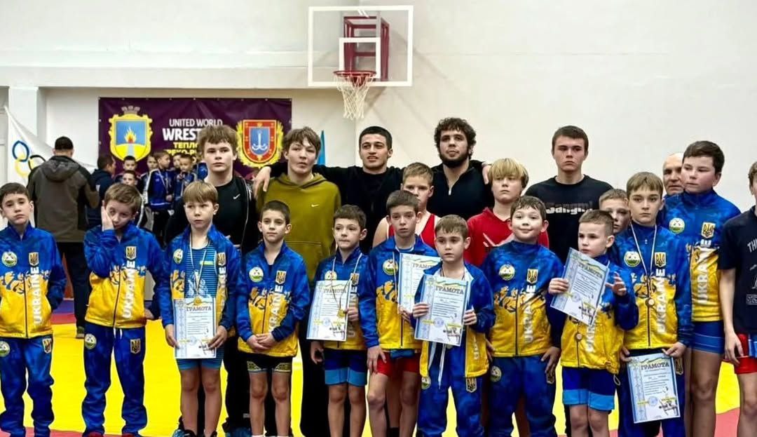 🤼‍♂️Теплодар прийняв обласну першість з греко-римської боротьби до Дня Збройних Сил України!🇺🇦