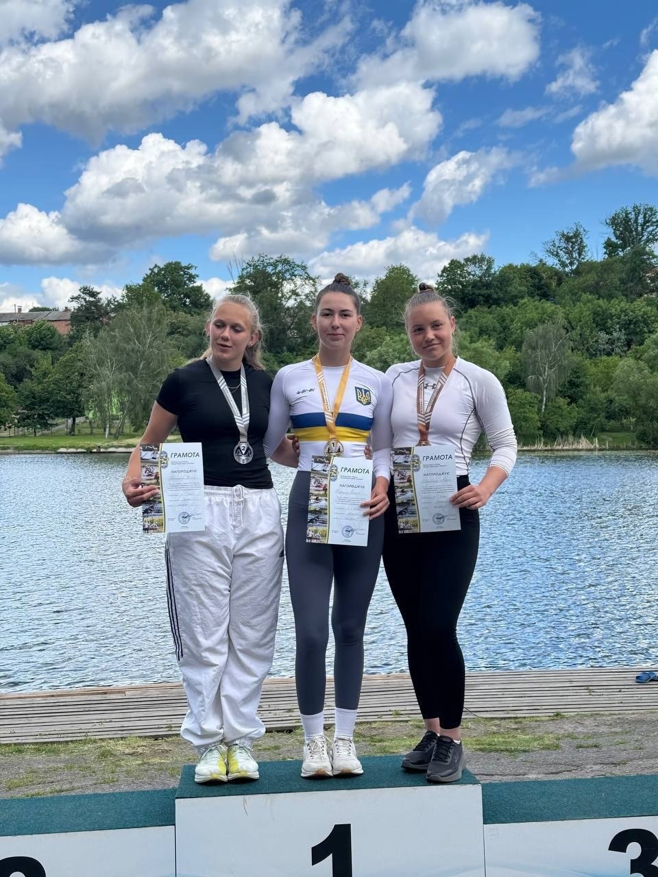 🚣‍♀️Веслувальники Одещини вибороли медалі національної першості та представлять Україну в Європі